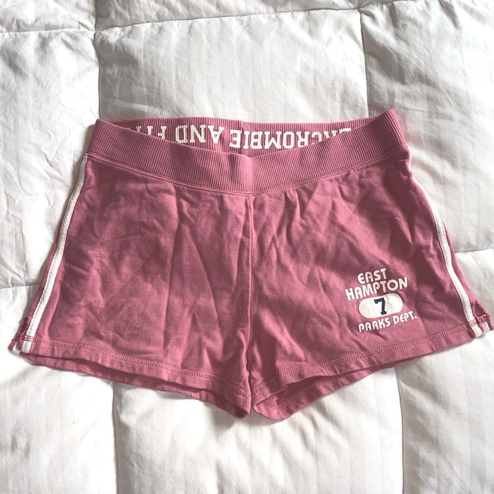 Vintage Abercrombie & Fitch Women’s size Medium pink fold over gym shorts